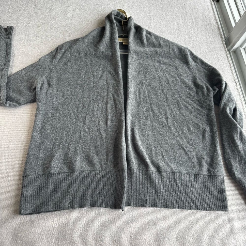 Women’s open front cashmere cardigan. Michael Kors. M